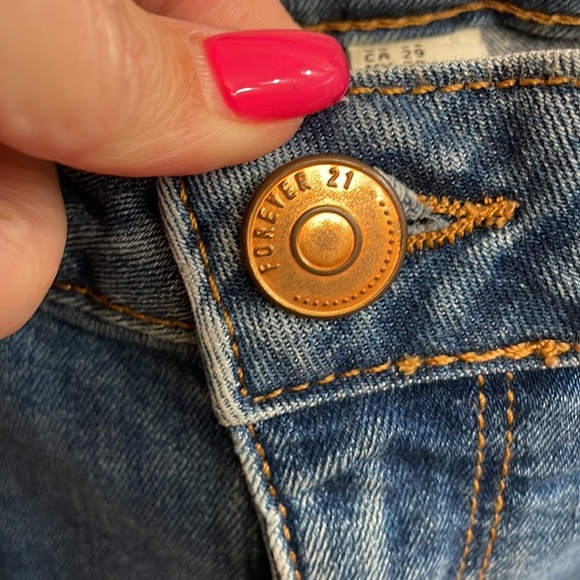 Forever 21 NWT women’s mid rise denim stretch jeans wide leg 29 waist - Picture 4 of 10